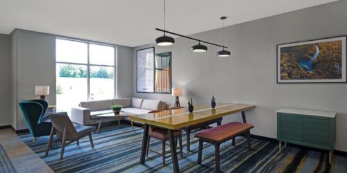 holiday-inn-walker-6642799067-2x1